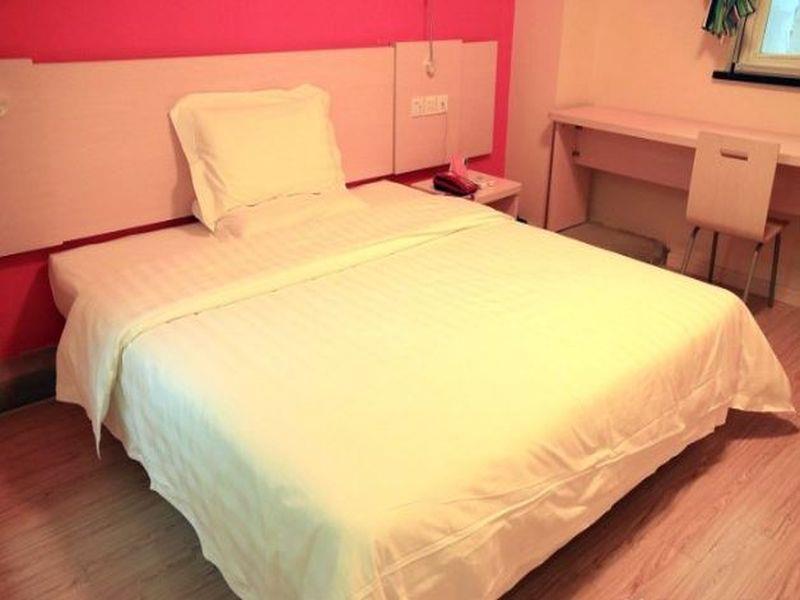 דאליין 7 Days Inn Gangwan Square מראה חיצוני תמונה
